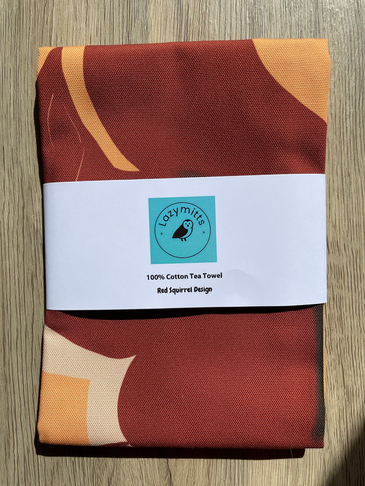 Red Squirrel Design 100% Cotton Tea Towel